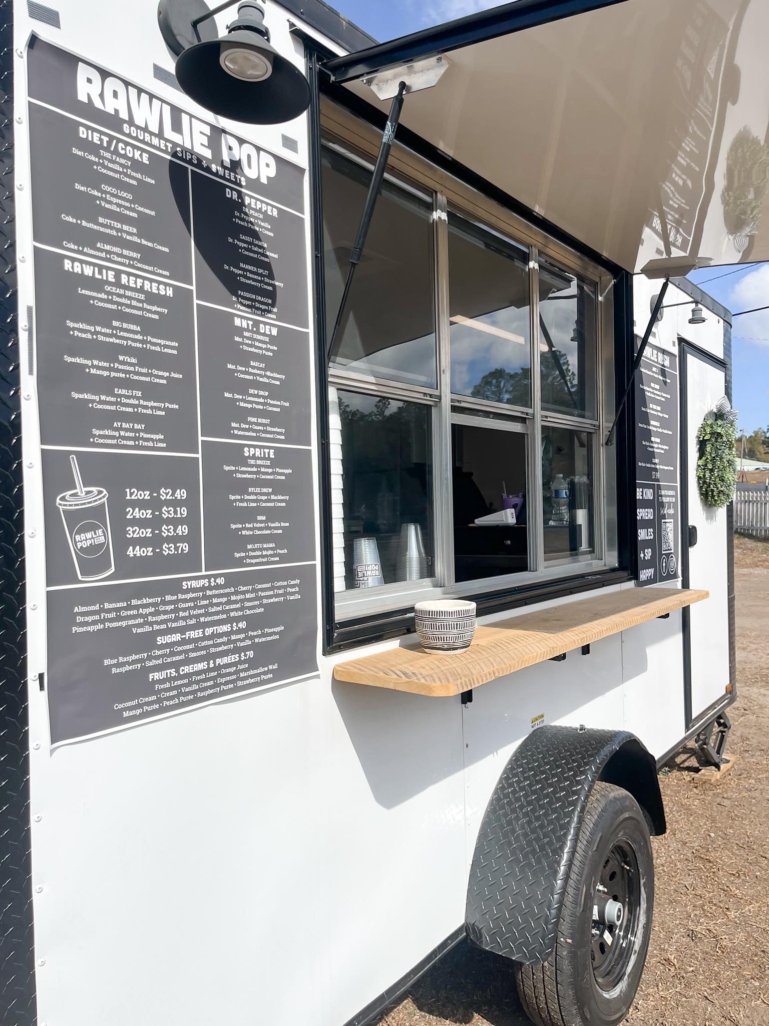 Rawlie Pop Food Trailer